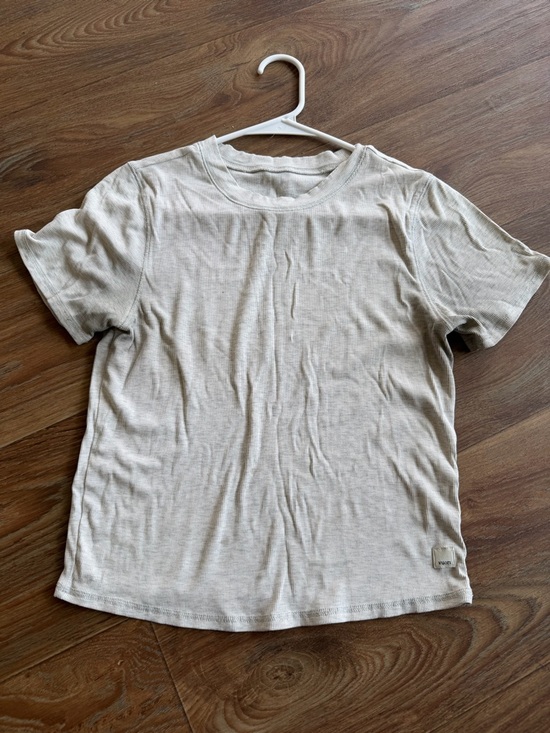 Vuori Tops - Vuori Cream Crewneck Short Sleeve Tee